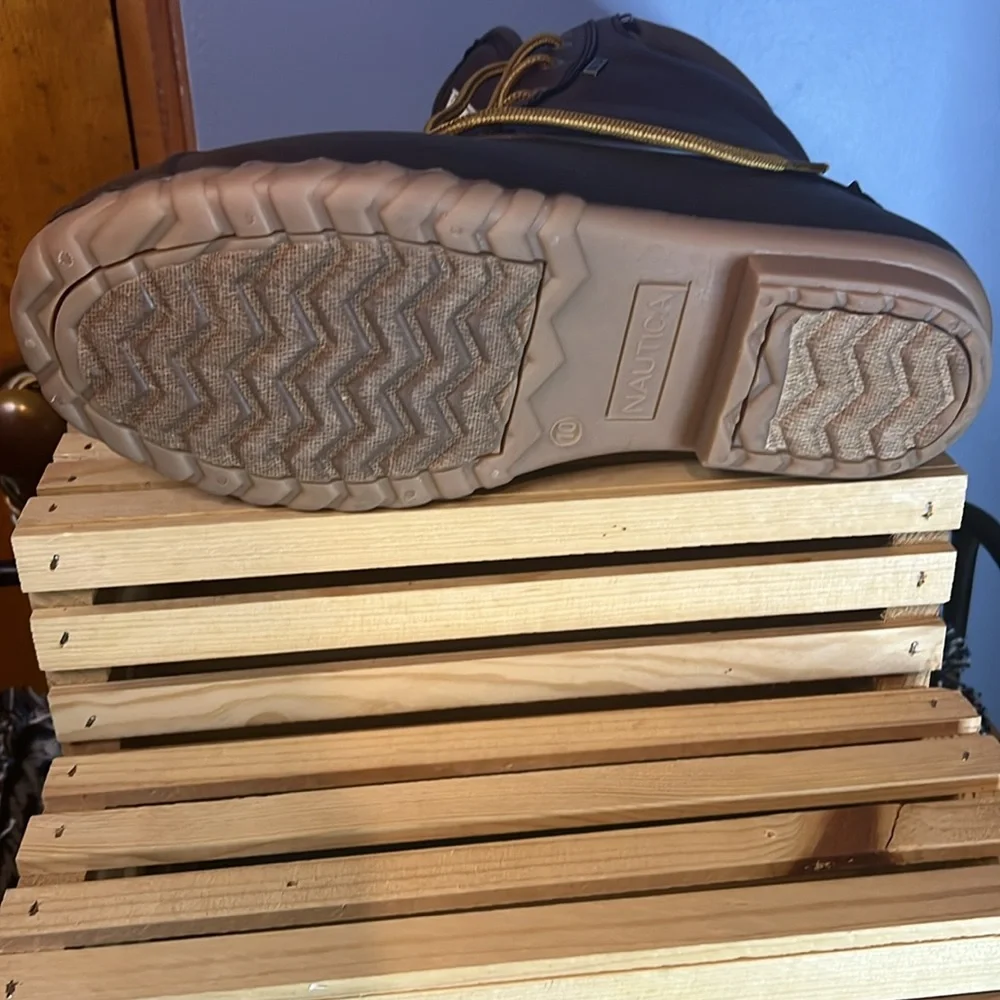 Nautica Winter Boots NWT Size 10